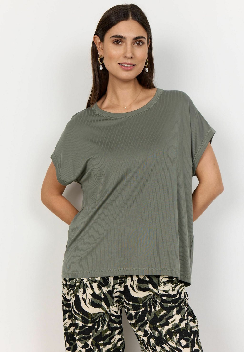 Базовая футболка SC-PETRA 3 Soyaconcept, зеленый
Базовая футболка SC-PETRA 3 Soyaconcept, зеленый