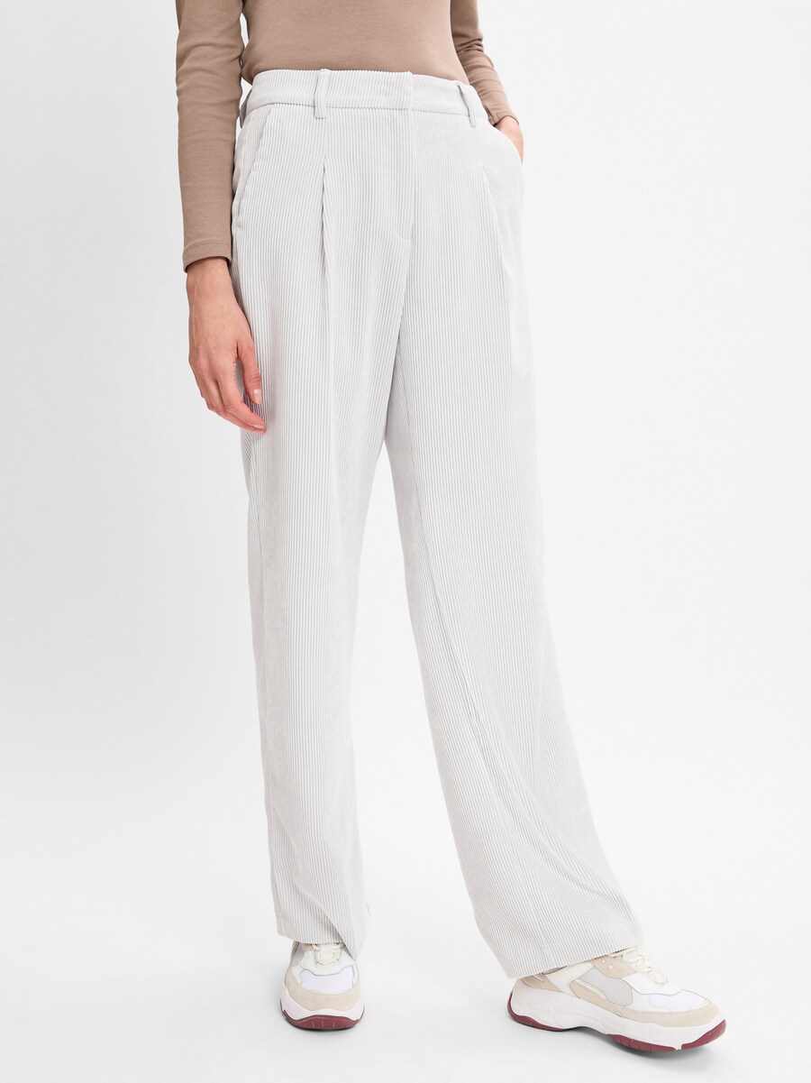 Обычные брюки со складками спереди Cambio Anna, белый
Обычные брюки со складками спереди Cambio Anna, белый