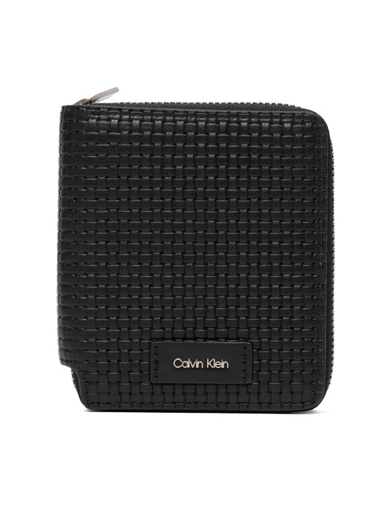 Кошелек Embossed Woven Zip Billfold LV04D1112G Calvin Klein, черный
Кошелек Embossed Woven Zip Billfold LV04D1112G Calvin Klein, черный