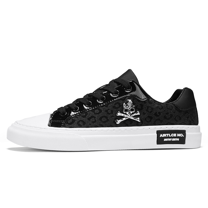 Boogie Bear Повседневные туфли мужские низкие, черные/серебристые
Boogie Bear Повседневные туфли мужские низкие, черные/серебристые