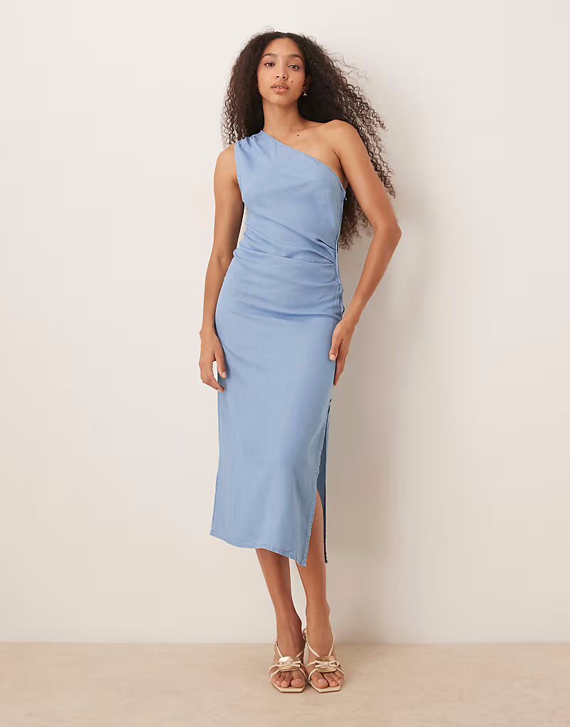 Платье-мидакси в стиле деним с драпировкой на одно плечо и разрезом сбоку в синем цвете Mango
Платье-мидакси в стиле деним с драпировкой на одно плечо и разрезом сбоку в синем цвете Mango