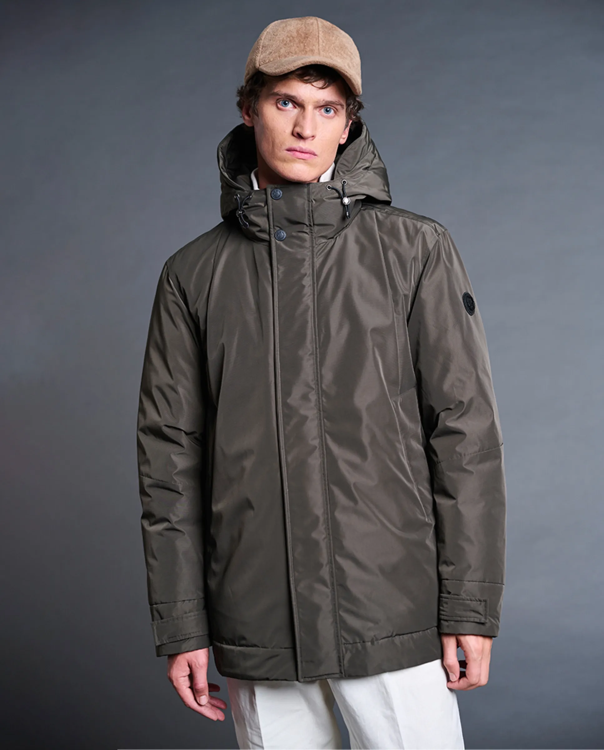 Техническая куртка Porland с капюшоном для мужчин Henry Arroway, черный
Техническая куртка Porland с капюшоном для мужчин Henry Arroway, черный