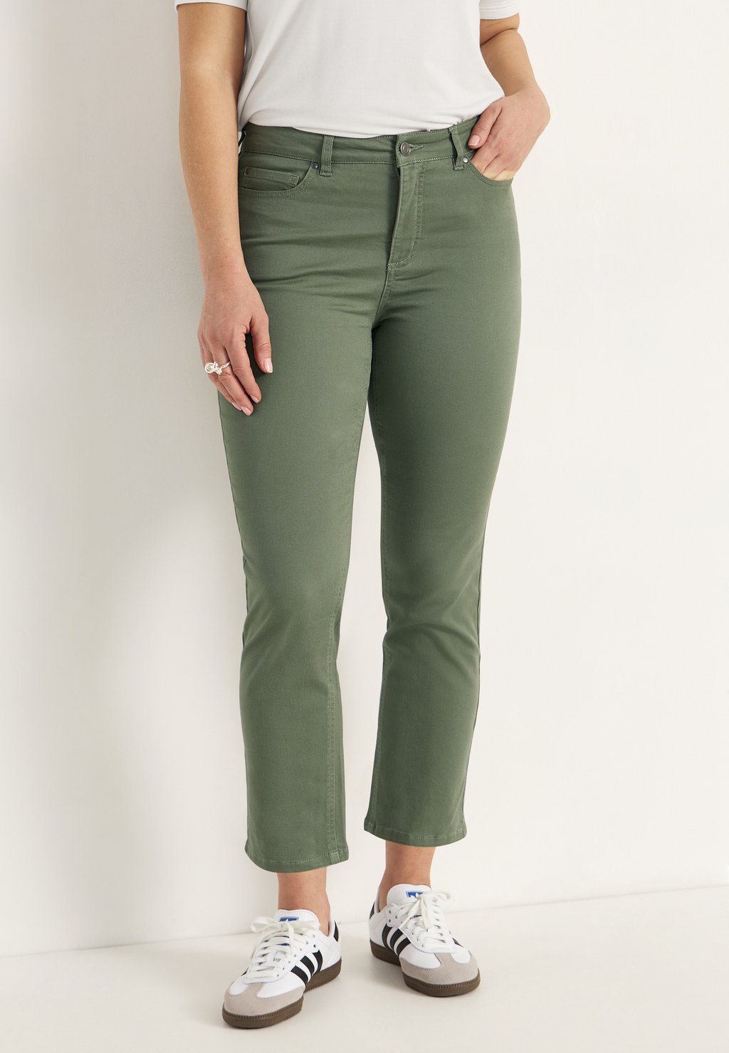 Джинсы облегающего кроя Cellbes of Sweden, хаки
Джинсы облегающего кроя Cellbes of Sweden, хаки