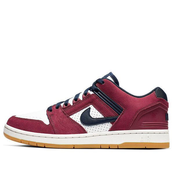 Кроссовки air force 2 low sb Nike, красный
Кроссовки air force 2 low sb Nike, красный