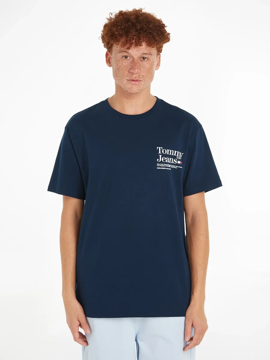 Футболка Tommy Jeans "TJM REG MODERN TOMMY TM TEE", с крупным принтом на спине, синий
Футболка Tommy Jeans "TJM REG MODERN TOMMY TM TEE", с крупным принтом на спине, синий