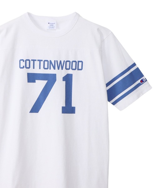 Футболка с принтом Champion, белый
Футболка с принтом Champion, белый