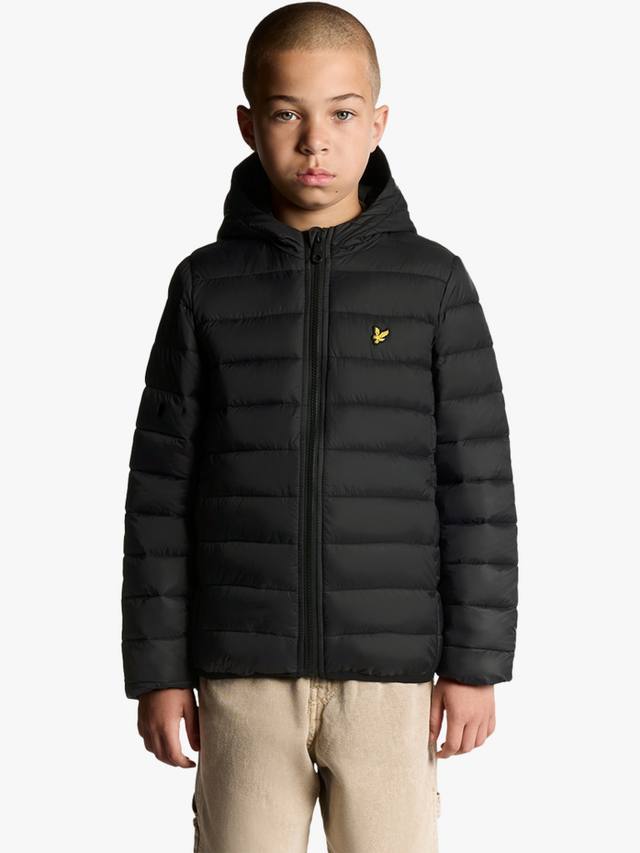 Детская утепленная куртка с капюшоном Lyle & Scott, Z865 Jet Black
Детская утепленная куртка с капюшоном Lyle & Scott, Z865 Jet Black