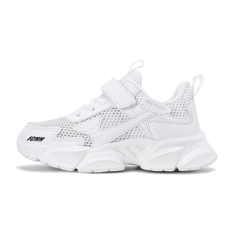 FCMM Противоскользящие детские кроссовки Lifestyle белого цвета
FCMM Противоскользящие детские кроссовки Lifestyle белого цвета