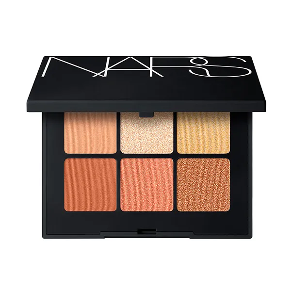 Миниатюрная палетка теней Voyageur Eyeshadow Palette Nars, цвет nectar
Миниатюрная палетка теней Voyageur Eyeshadow Palette Nars, цвет nectar