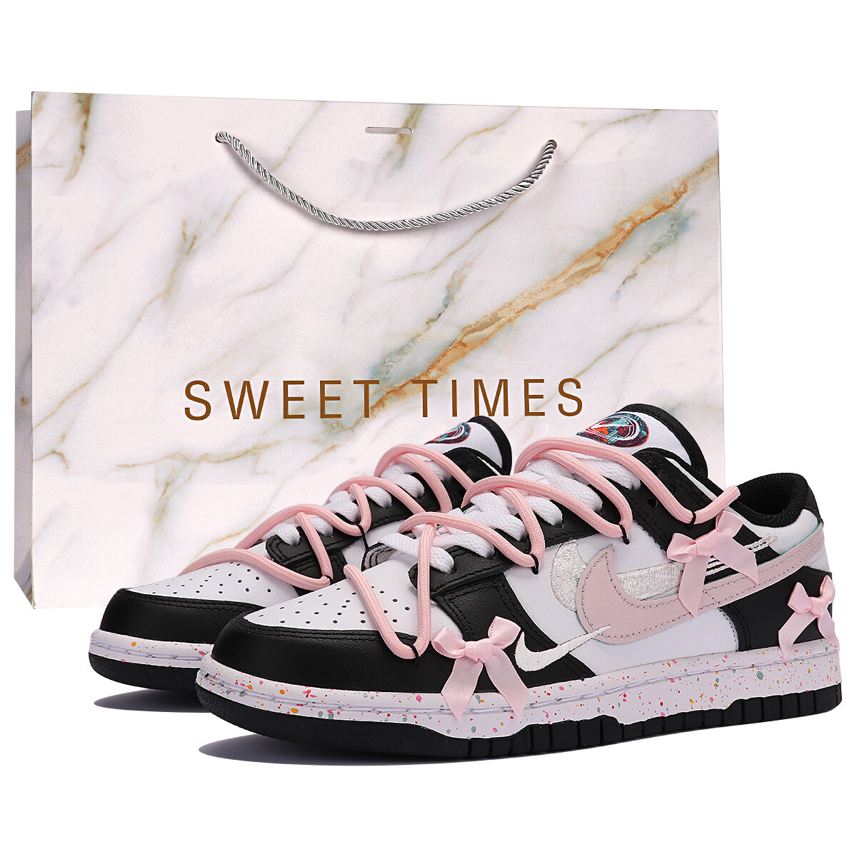 Кроссовки Nike Dunk Skateboarding Shoes Women's Low-top Black/pink/white, черный
Кроссовки Nike Dunk Skateboarding Shoes Women's Low-top Black/pink/white, черный