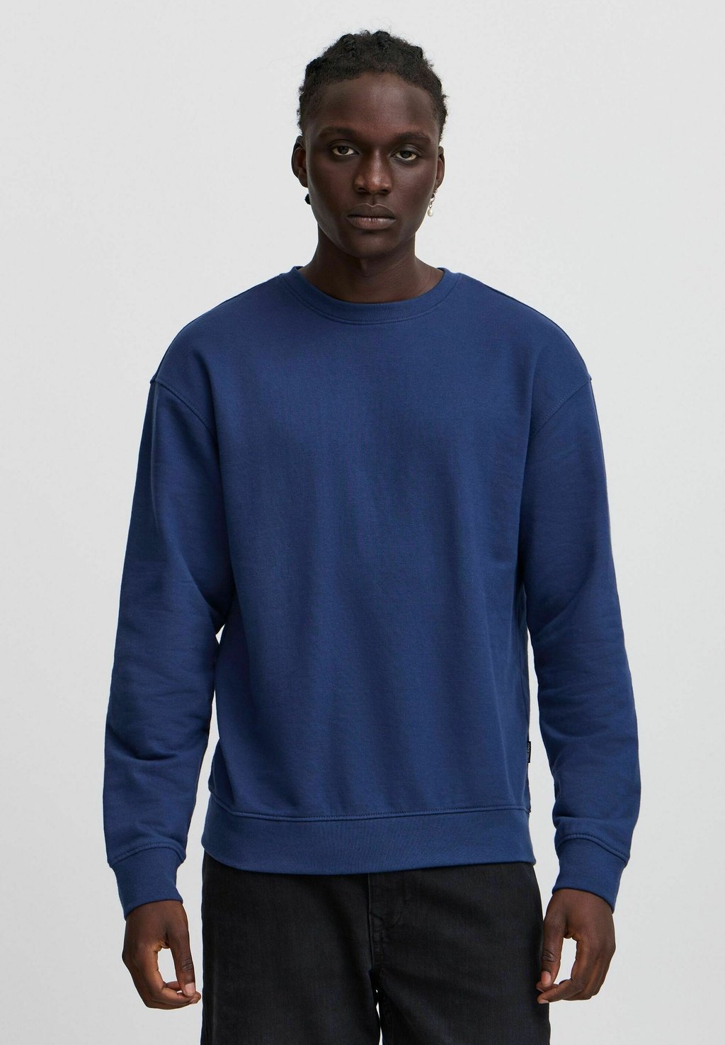 Толстовка BHBRODY CREW Blend, синий
Толстовка BHBRODY CREW Blend, синий