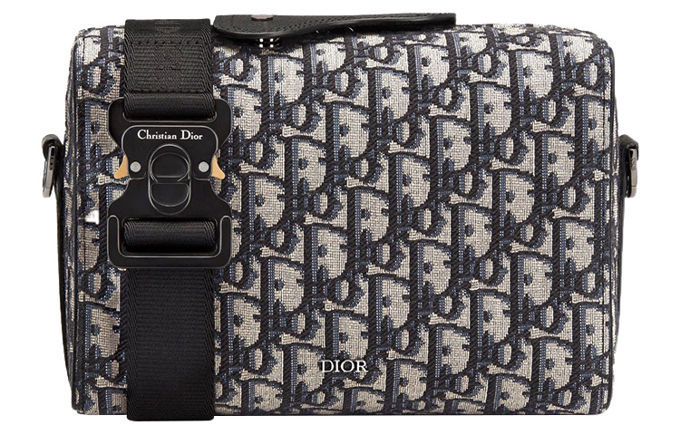 Сумка-мессенджер из кожи лингота, через плечо, кросс-боди мужская DIOR
Сумка-мессенджер из кожи лингота, через плечо, кросс-боди мужская DIOR