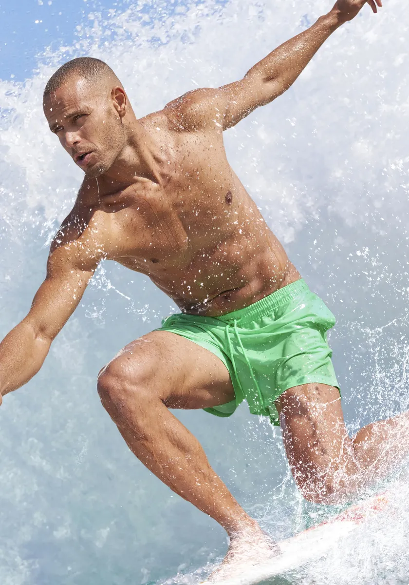 Шорты для плавания John Devin в классическом стиле, зеленый
Шорты для плавания John Devin в классическом стиле, зеленый