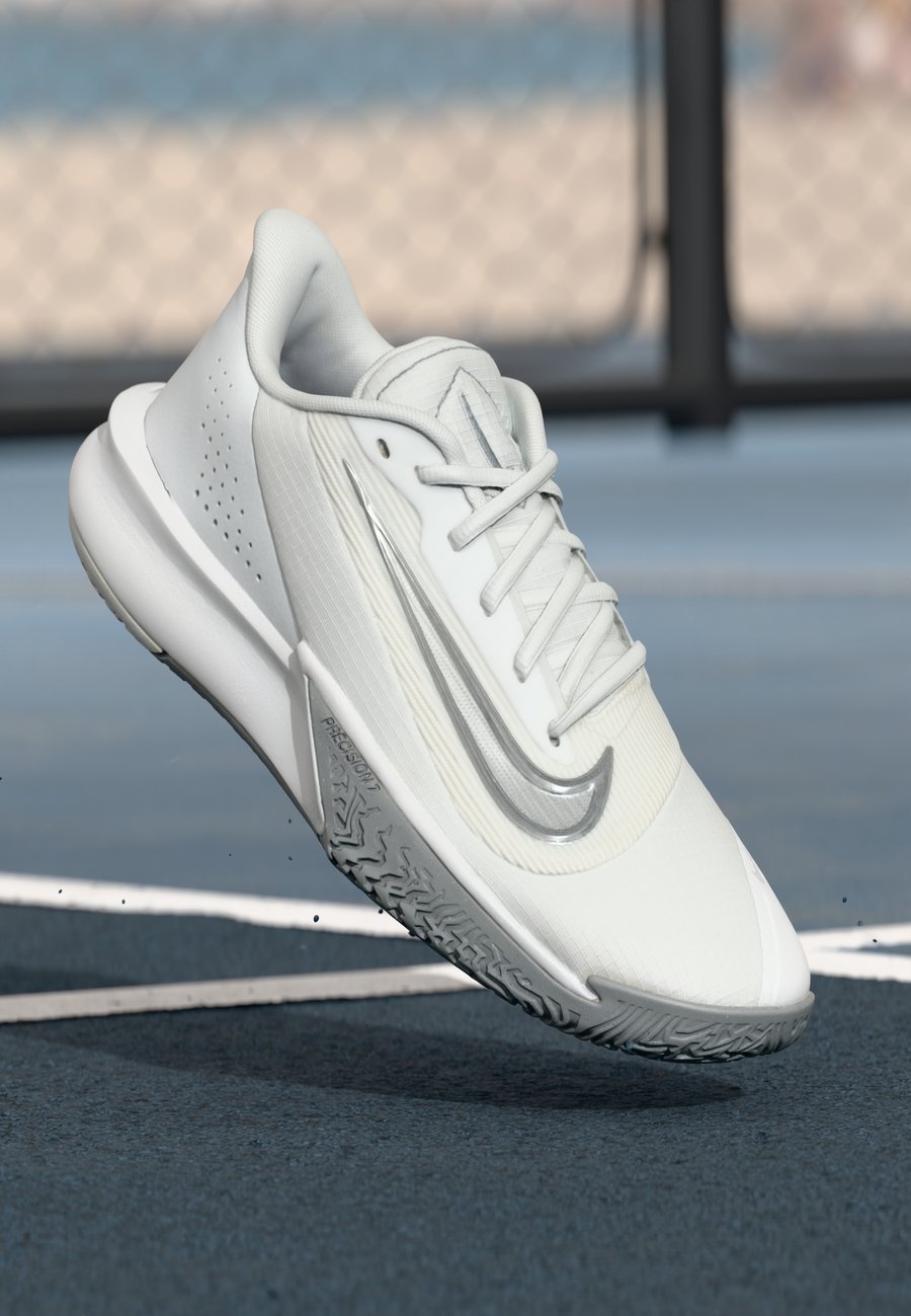 Кроссовки Nike Performance PRECISION VII, Summit White/Metallic Silver-Coloured/White
Кроссовки Nike Performance PRECISION VII, Summit White/Metallic Silver-Coloured/White