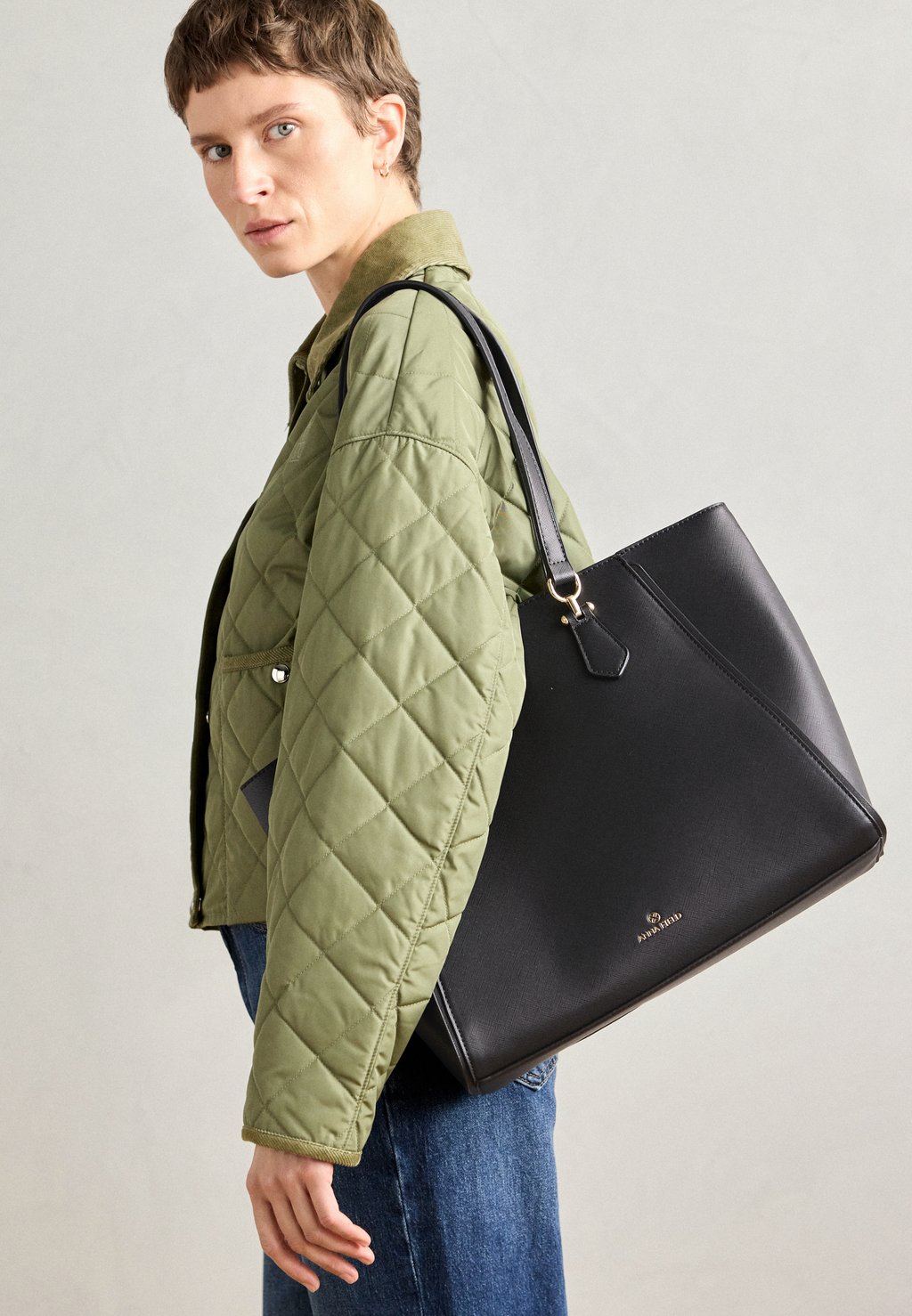 Сумка-тоут SET Anna Field, черный
Сумка-тоут SET Anna Field, черный