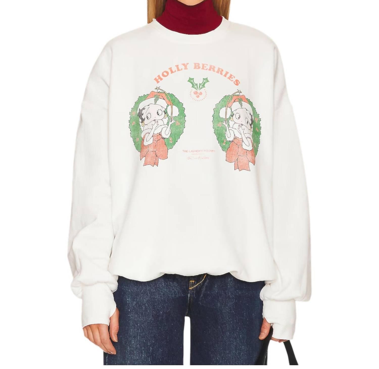 Свитер Holly Berries в белом цвете The Laundry Room
Свитер Holly Berries в белом цвете The Laundry Room