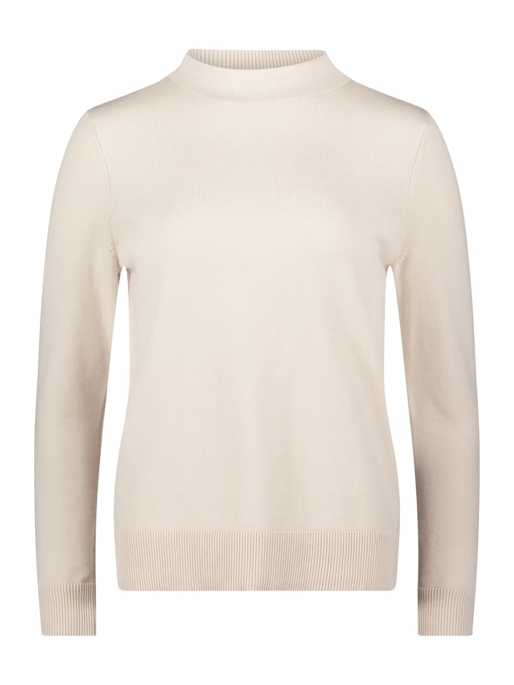 Базовый вязаный свитер с воротником-стойкой бежевого цвета Betty Barclay
Базовый вязаный свитер с воротником-стойкой бежевого цвета Betty Barclay