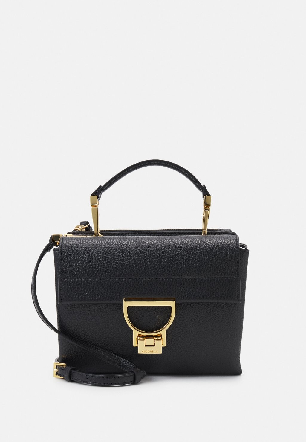 Сумка Coccinelle кожаная с декоративной пряжкой, черный
Сумка Coccinelle кожаная с декоративной пряжкой, черный