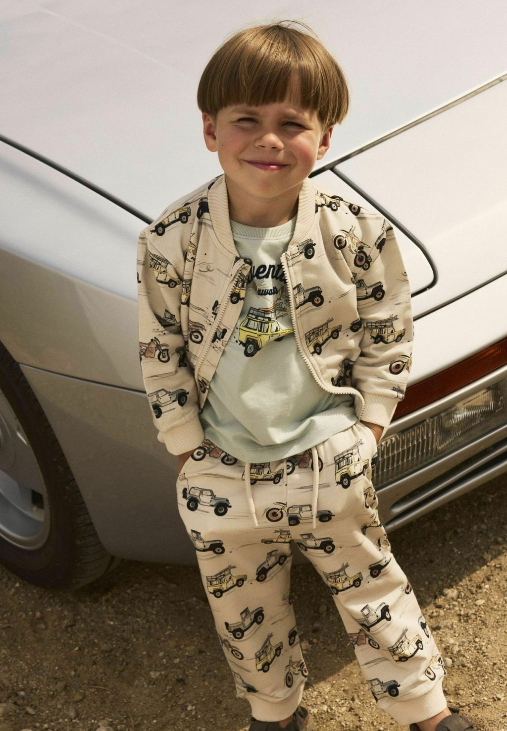 Спортивные штаны Name it, бежевый 
Спортивные штаны Name it, бежевый