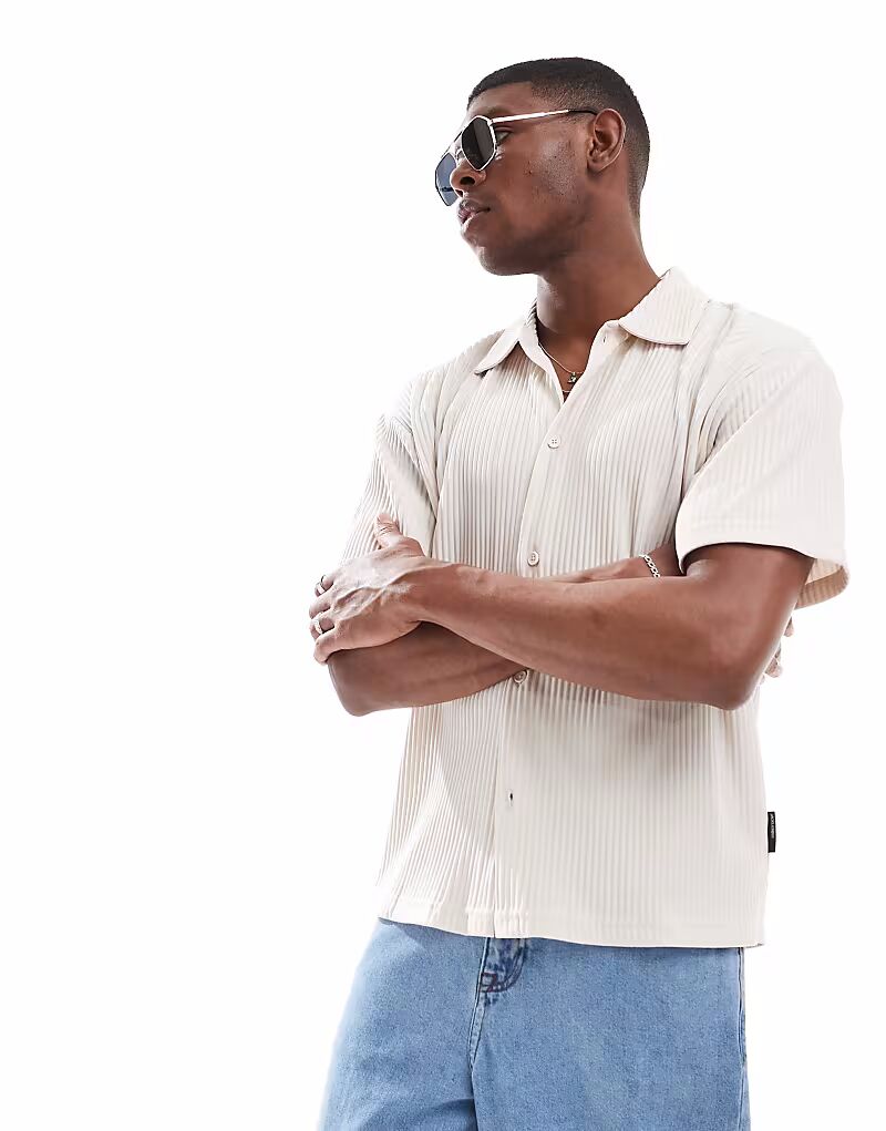 Рубашка плиссе Jack & Jones кремового цвета
Рубашка плиссе Jack & Jones кремового цвета