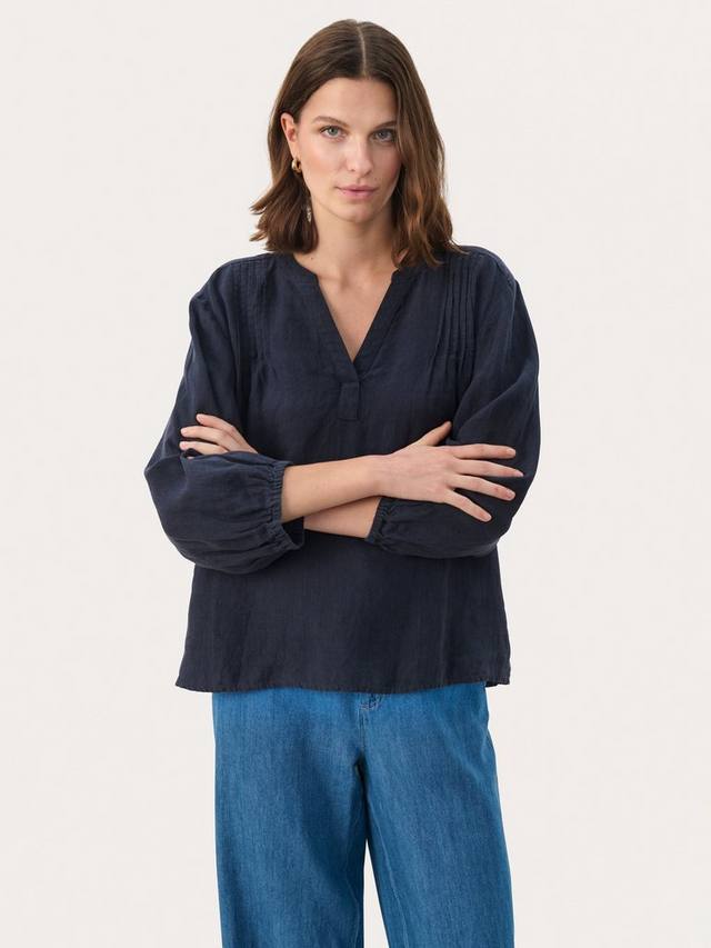 Блузка из чистого льна nyara с v-образным вырезом Part Two, цвет After Midnight 
Блузка из чистого льна nyara с v-образным вырезом Part Two, цвет After Midnight