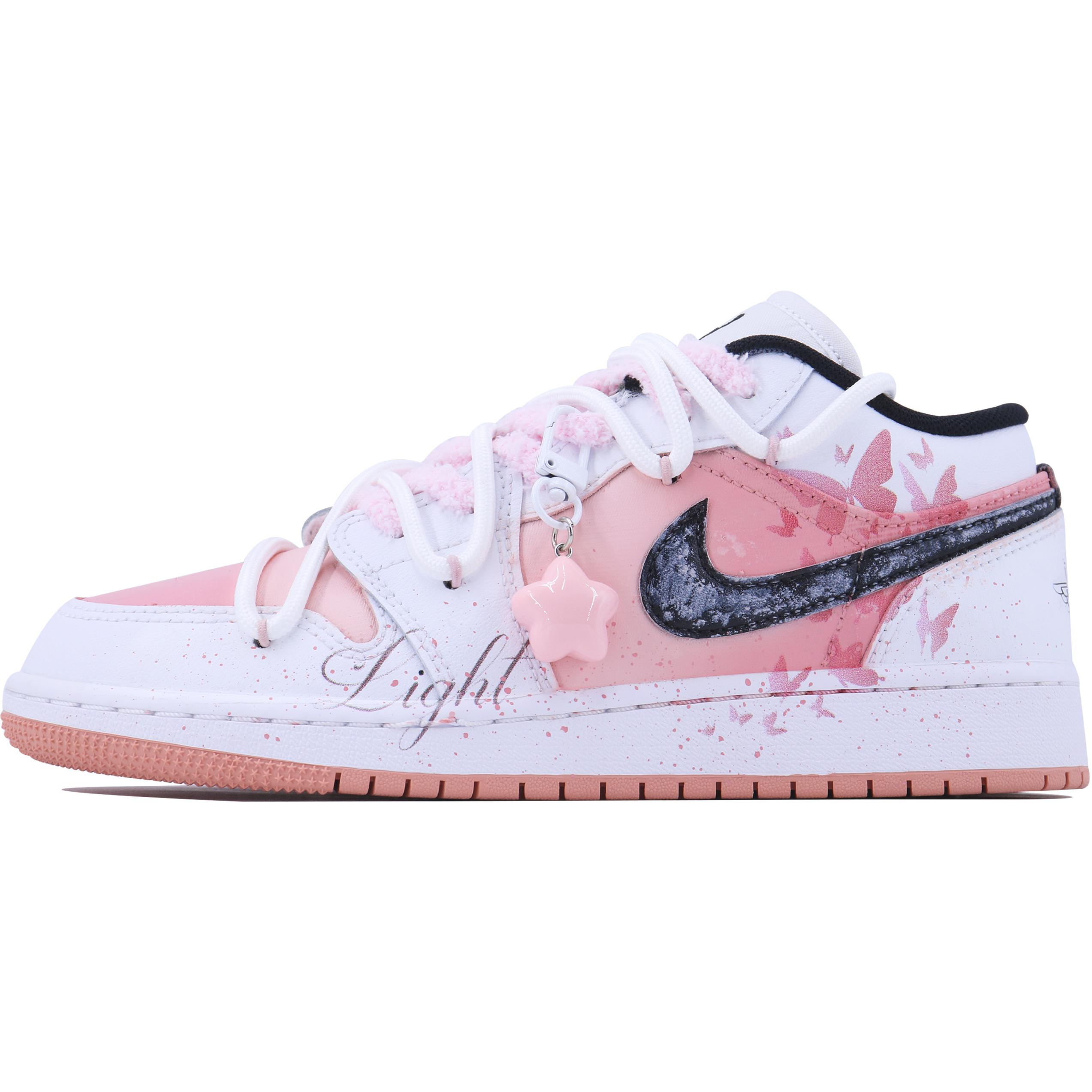 Jordan Air 1 Low нескользящие износостойкие низкие детские баскетбольные кроссовки white pink для подростков
Jordan Air 1 Low нескользящие износостойкие низкие детские баскетбольные кроссовки white pink для подростков