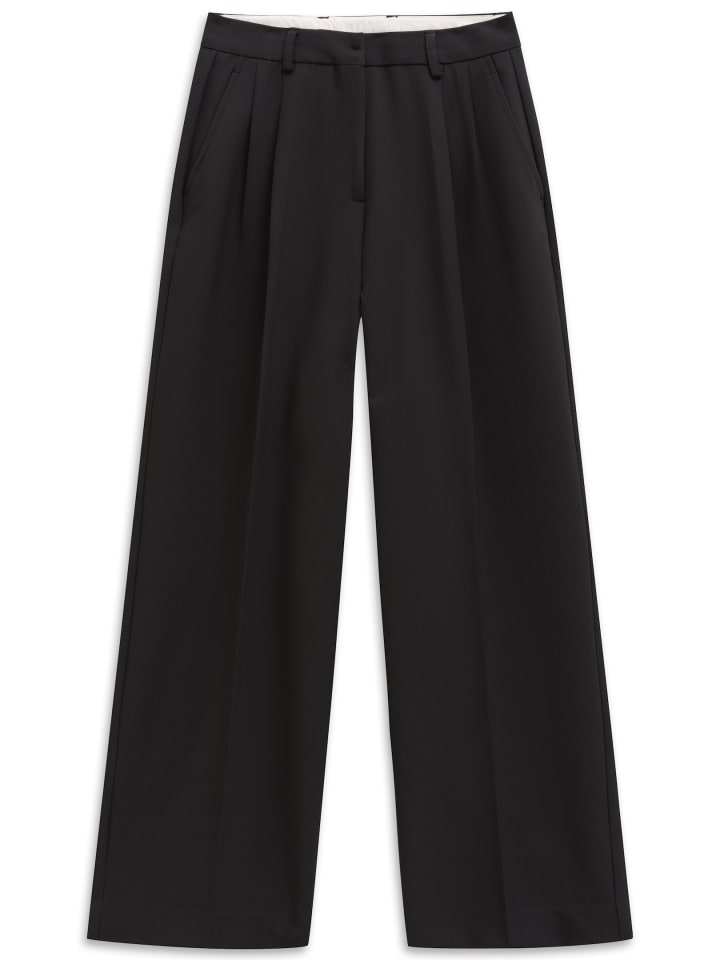 Брюки для отдыха в цвете 290-черный Bugatti
Брюки для отдыха в цвете 290-черный Bugatti