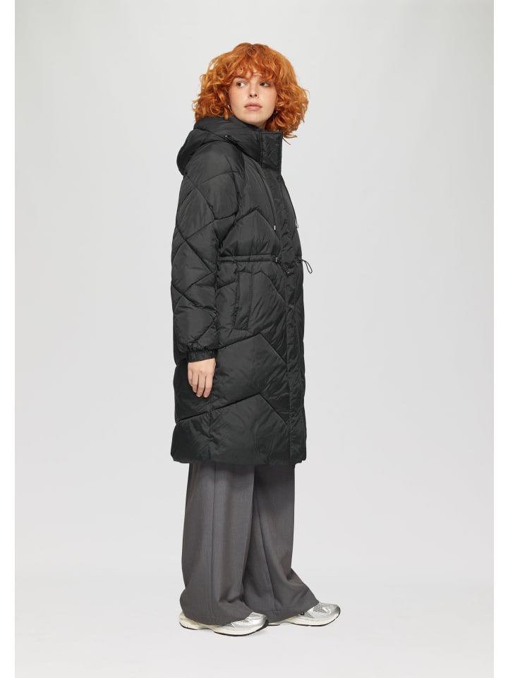 Пуховик QS Outdoor-Mantel langarm, черный
Пуховик QS Outdoor-Mantel langarm, черный