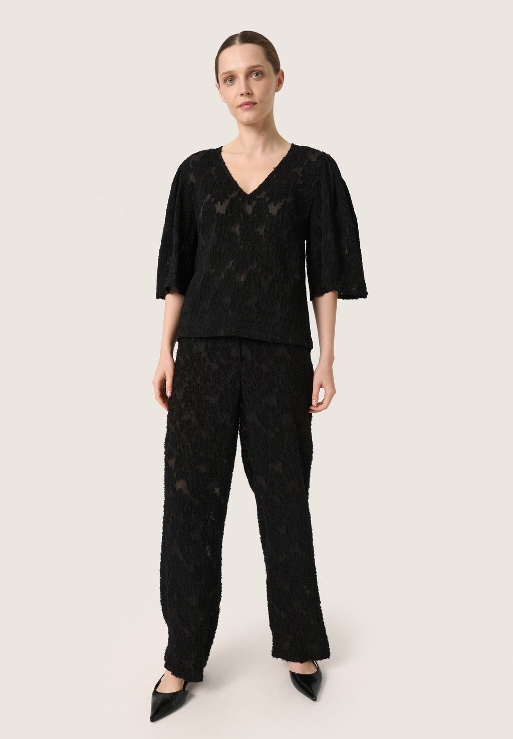 Блуза RAYE Soaked in Luxury, черный
Блуза RAYE Soaked in Luxury, черный