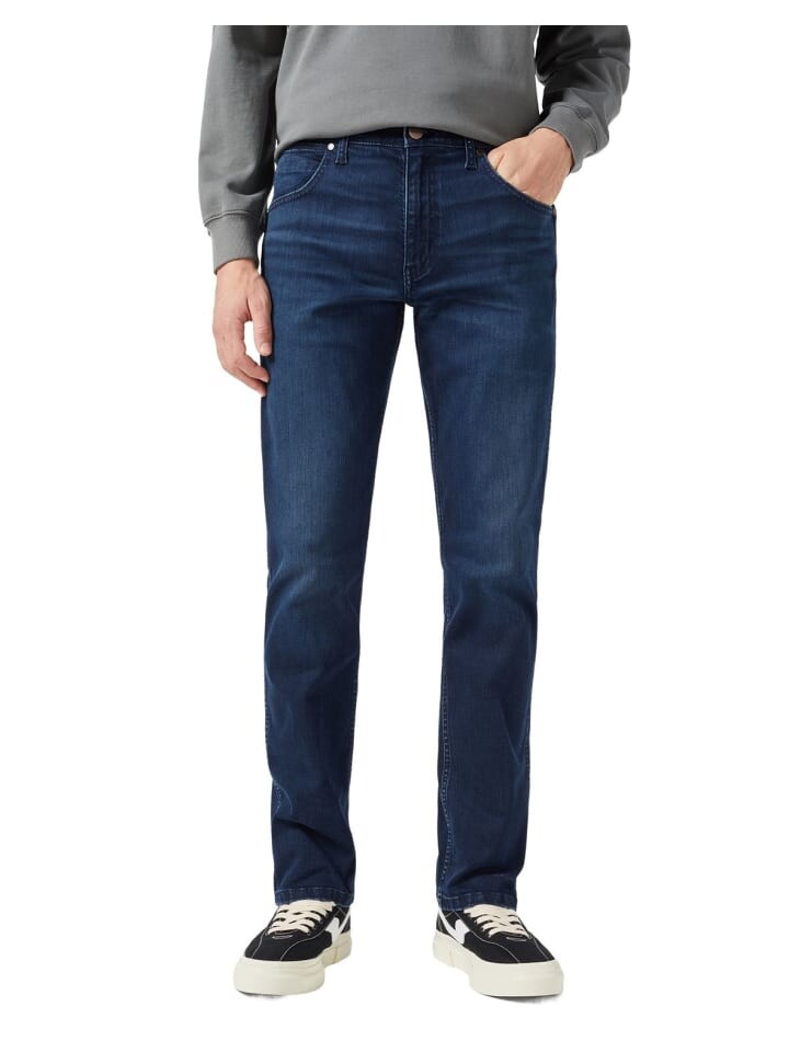 Джинсы Wrangler GREENSBORO regular/straight, синий
Джинсы Wrangler GREENSBORO regular/straight, синий