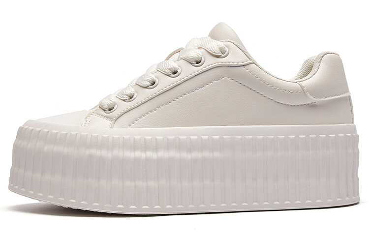 Кеды, скейтборд обувь женская низкая La Chapelle, серебряный
Кеды, скейтборд обувь женская низкая La Chapelle, серебряный