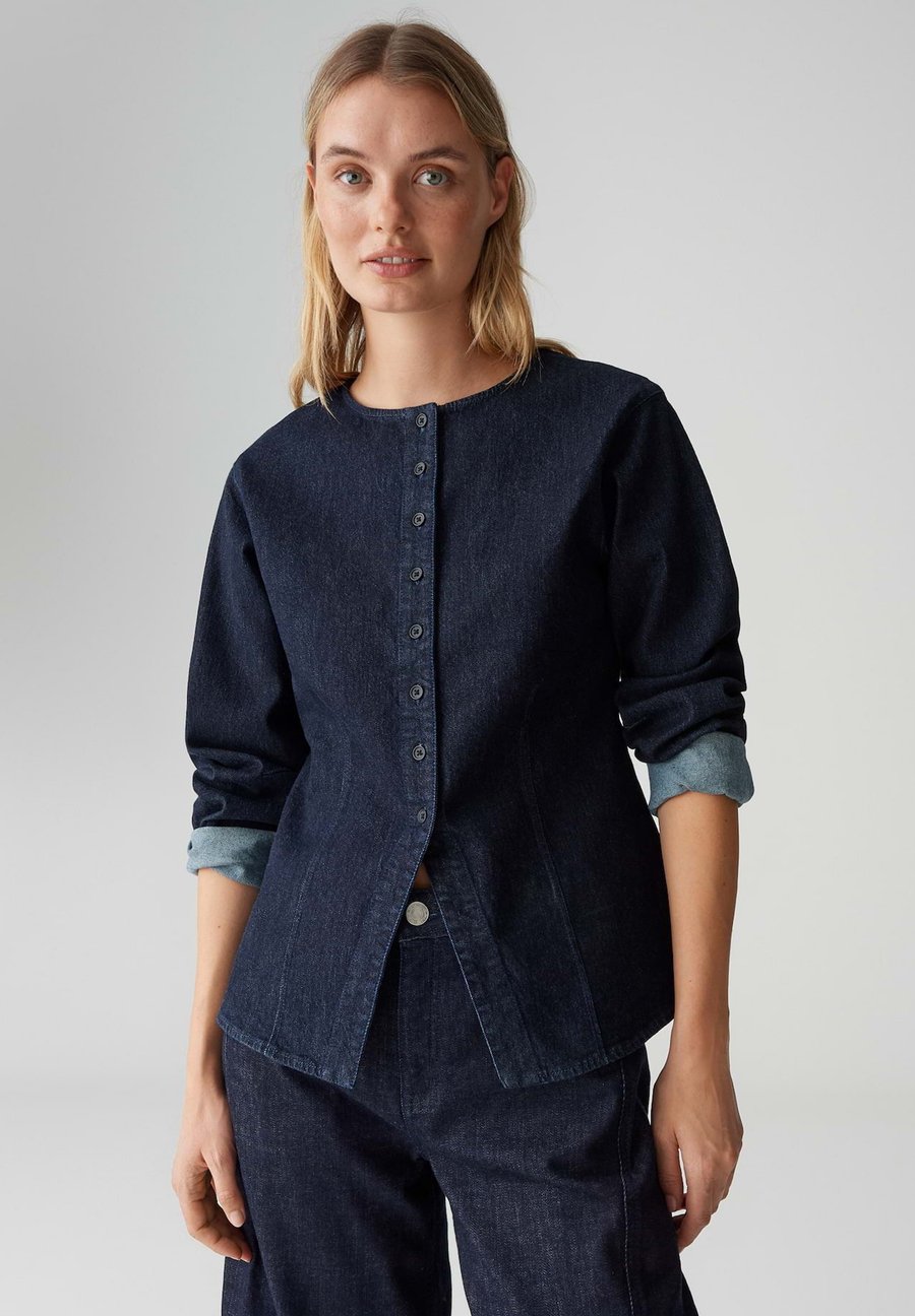 Блуза OPUS Blouse, Dark Rinsed Blue/Dark-Blue Denim
Блуза OPUS Blouse, Dark Rinsed Blue/Dark-Blue Denim
