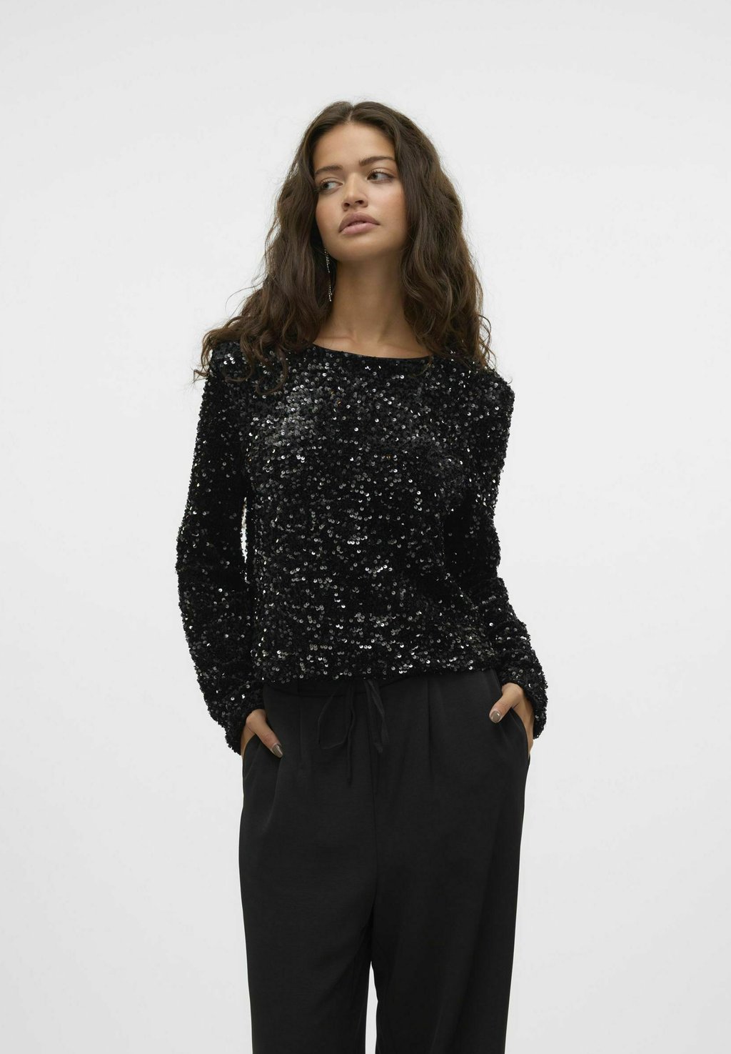 Блуза LAILA Vero Moda, черный
Блуза LAILA Vero Moda, черный