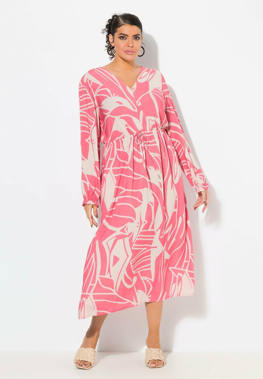 Платье Ulla Popken ABSTRACT , Dark Coral/Coral
Платье Ulla Popken ABSTRACT , Dark Coral/Coral