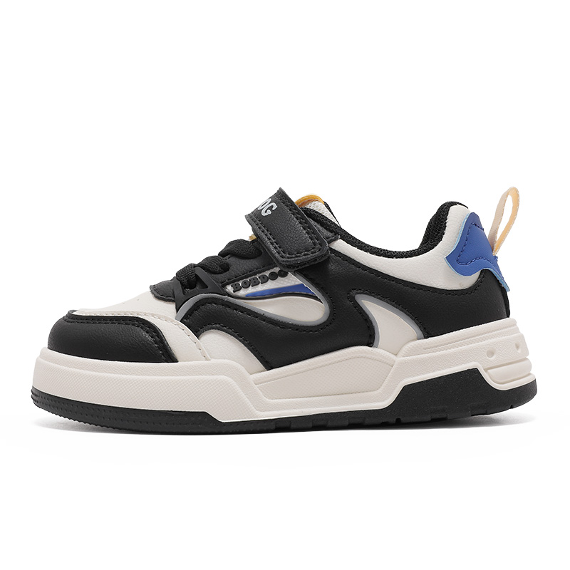 Детские скейтерские кроссовки Kids BOBDOG, черный/слоновая кость
Детские скейтерские кроссовки Kids BOBDOG, черный/слоновая кость