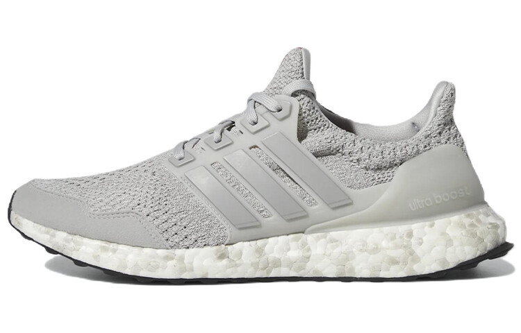 Кроссовки adidas Ultra Boost 5.0 DNA Triple Grey
Кроссовки adidas Ultra Boost 5.0 DNA Triple Grey