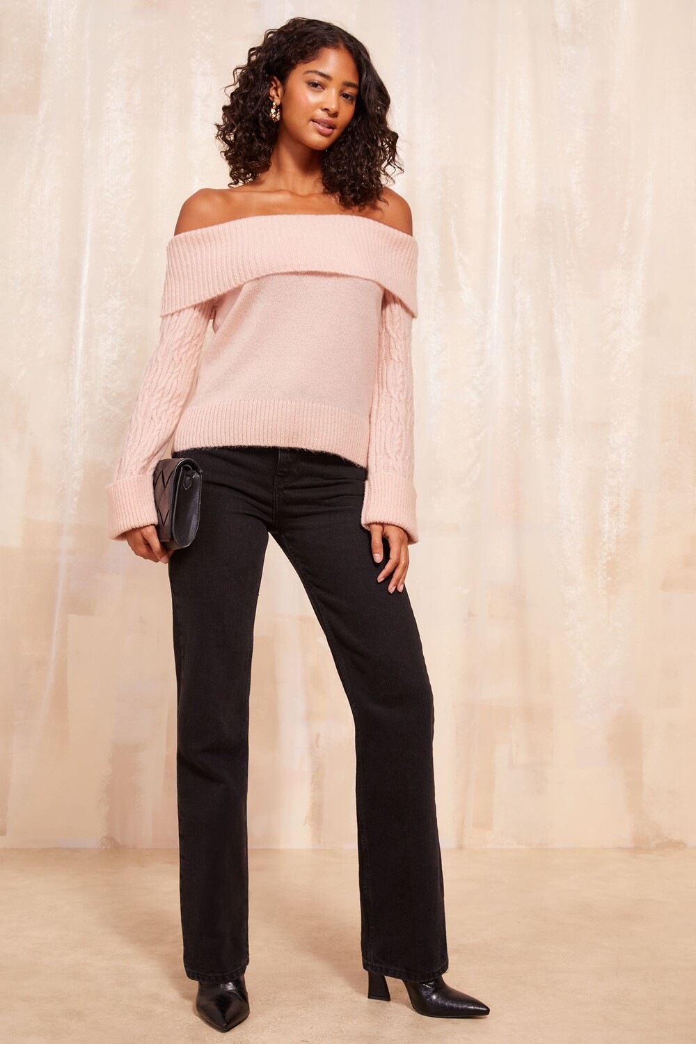 Джемпер с открытыми плечами и косым рукавом Friends Like These, розовый 
Джемпер с открытыми плечами и косым рукавом Friends Like These, розовый