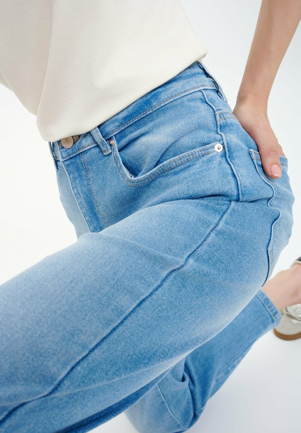 Джинсы прямого кроя Greenpoint, светло-голубой
Джинсы прямого кроя Greenpoint, светло-голубой