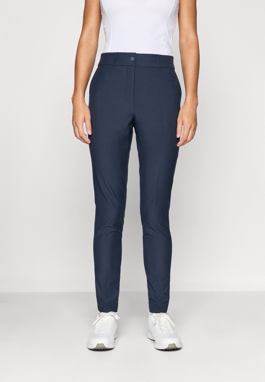 Брюки J.LINDEBERG Sports Trousers, Navy/Dark Blue
Брюки J.LINDEBERG Sports Trousers, Navy/Dark Blue