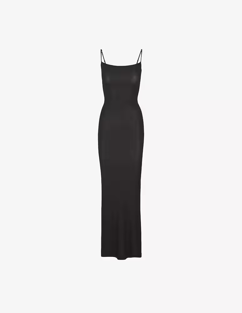 Длинное платье-комбинация SKIMS, цвет Onyx
Длинное платье-комбинация SKIMS, цвет Onyx