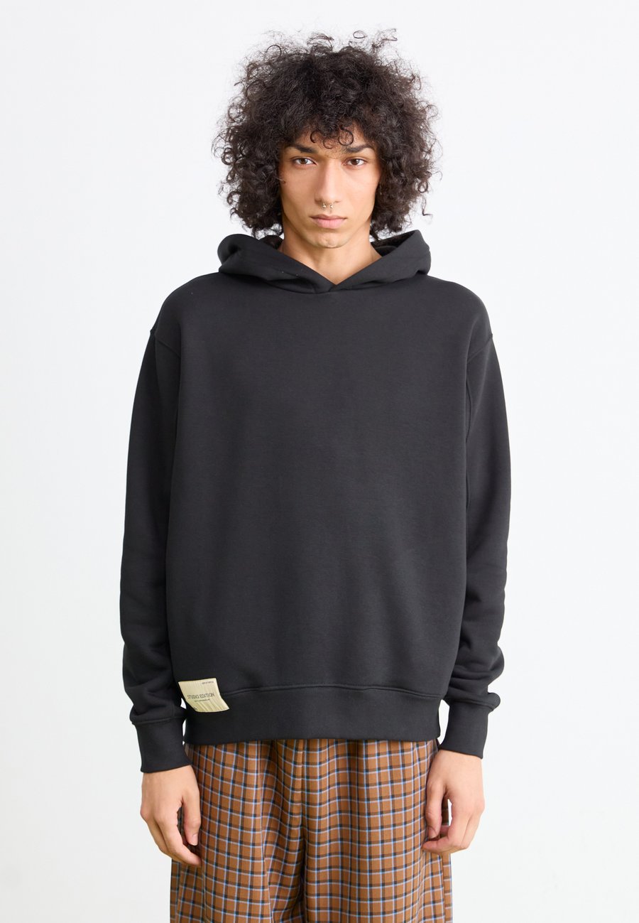Толстовка Alpha Industries STUDIO EDITION HOODY, Black
Толстовка Alpha Industries STUDIO EDITION HOODY, Black