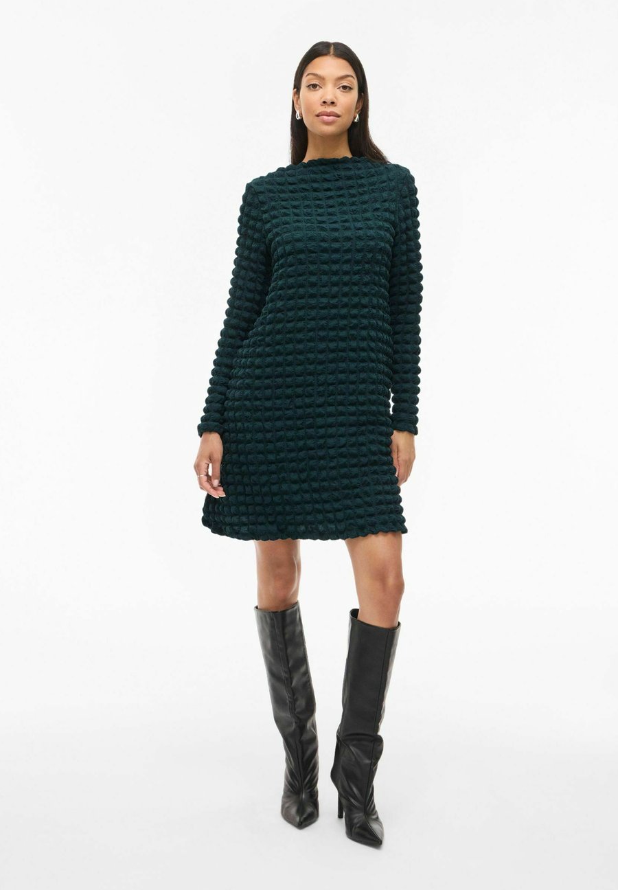 Платье VILA Day dress, Ponderosa Pine/Evergreen
Платье VILA Day dress, Ponderosa Pine/Evergreen