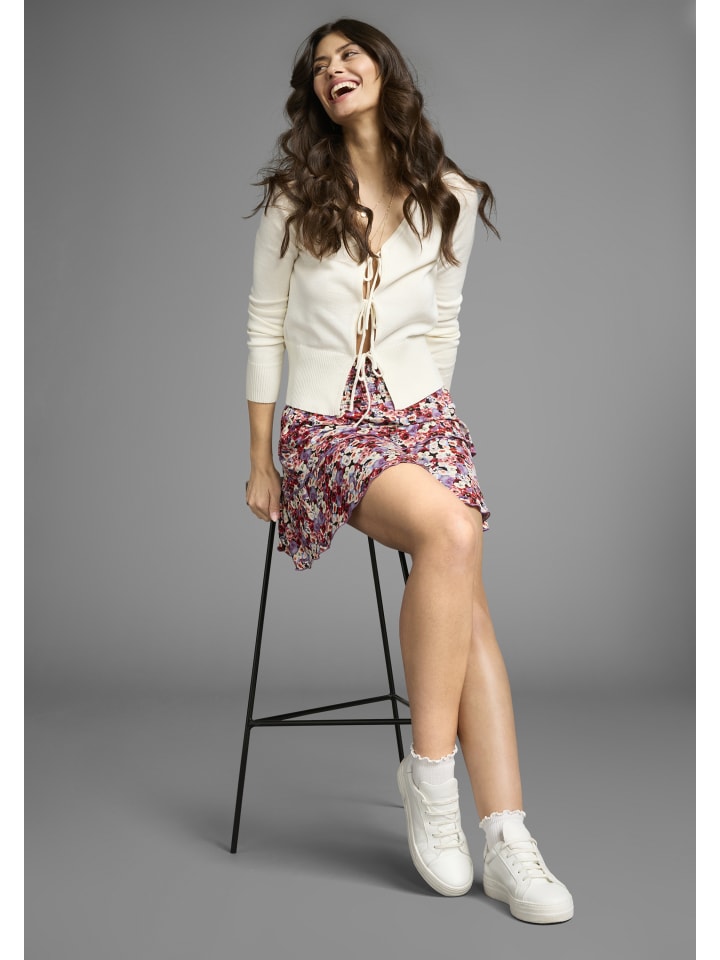 Мини-юбка Laura Scott
Мини-юбка Laura Scott