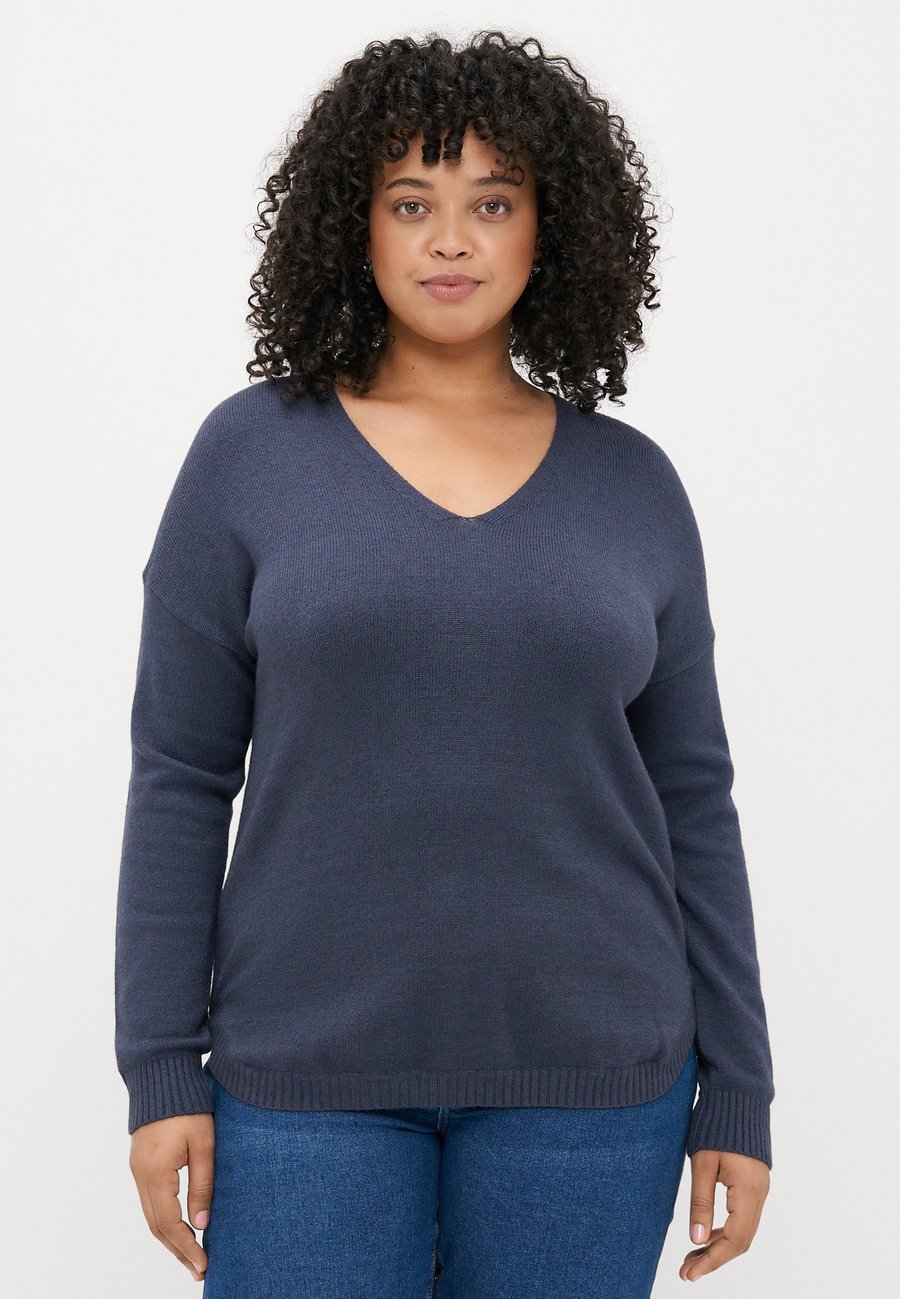 Джемпер ONLY Carmakoma CARMARGARETA PULLOVER NOOS, Blue/Dark Blue
Джемпер ONLY Carmakoma CARMARGARETA PULLOVER NOOS, Blue/Dark Blue