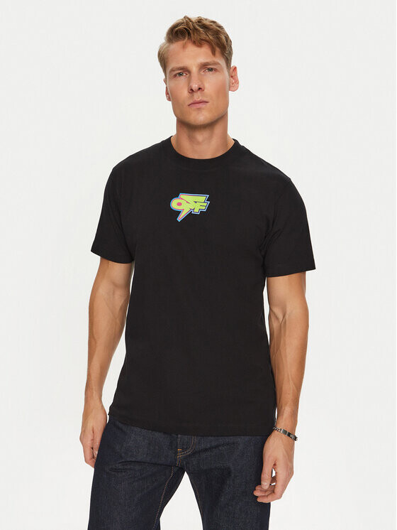 Футболка стандартного кроя Off-White, черный
Футболка стандартного кроя Off-White, черный