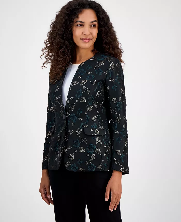 Женская куртка без воротника с металлизированным жаккардом, размеры Regular и Petite Kasper, черный
Женская куртка без воротника с металлизированным жаккардом, размеры Regular и Petite Kasper, черный