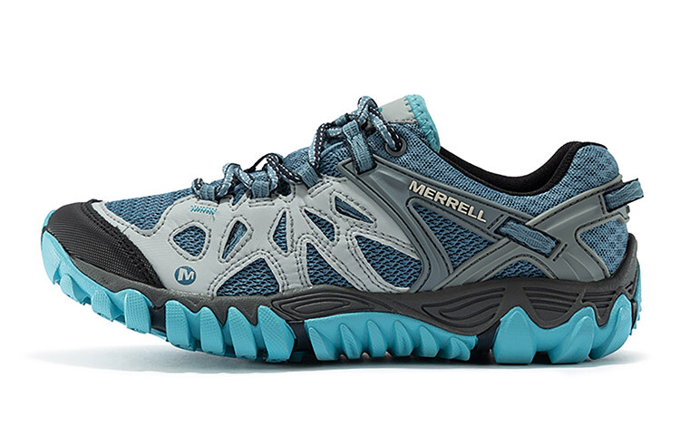 Кроссовки женские низкие светло-голубые черные Merrell
Кроссовки женские низкие светло-голубые черные Merrell