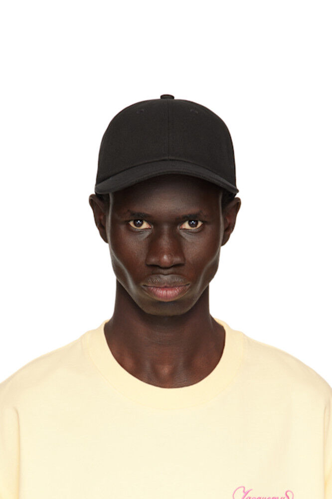 Черная кепка «Жакмюс» JACQUEMUS
Черная кепка «Жакмюс» JACQUEMUS