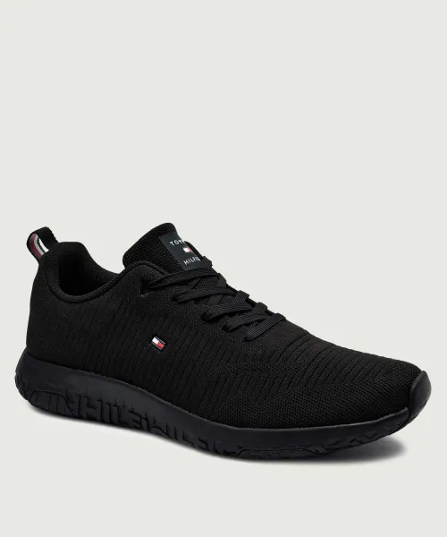 Кроссовки Tommy Hilfiger, черный
Кроссовки Tommy Hilfiger, черный