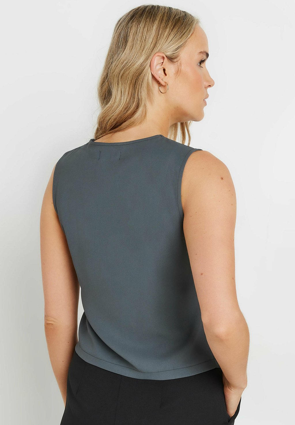 Жилет SLEEVELESS Long Tall Sally, серый
Жилет SLEEVELESS Long Tall Sally, серый